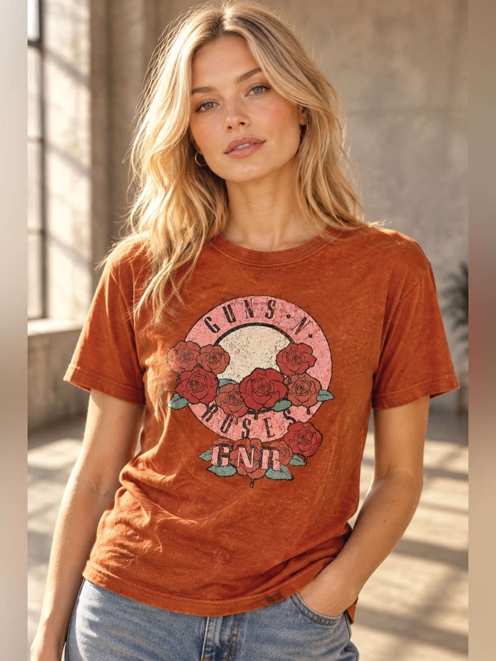 🍁GUNS & ROSES Graphic Band Tee in Rust - Picture 2 of 7